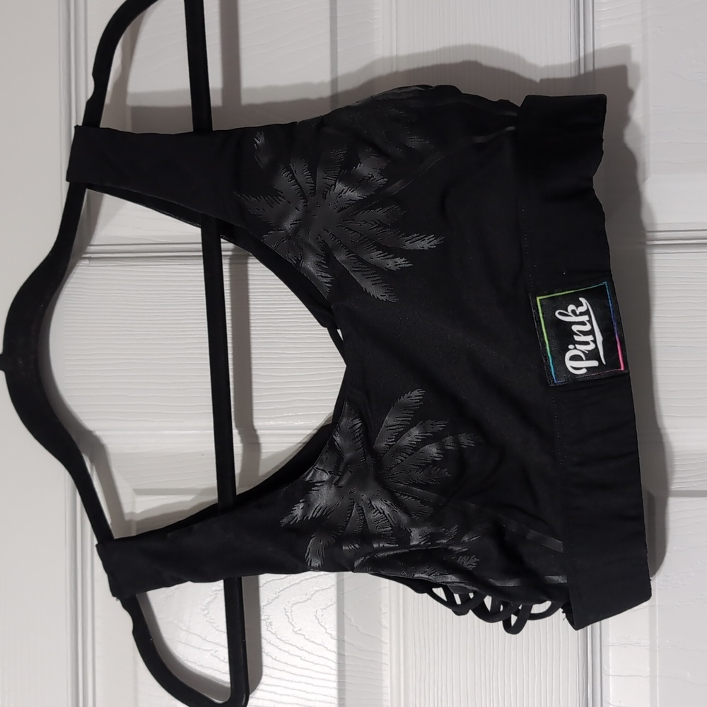 Pink Victoria Secret ultimate unlined sports bra - Size Large